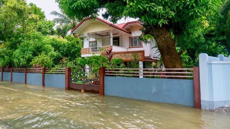 Cyclone Fence Repair detail